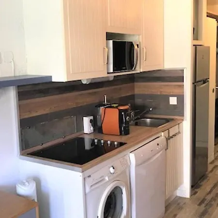 Avec Terrasse Et Jardin, 4 Pers, Piscine, Animaux Admis, Parking - Fr-1-504-648 Apartamento Saint-Raphaël
