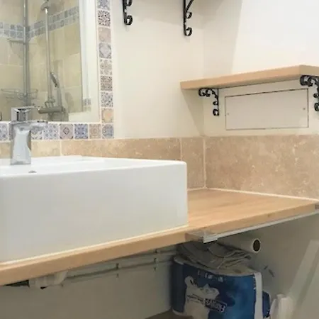 Avec Terrasse Et Jardin, 4 Pers, Piscine, Animaux Admis, Parking - Fr-1-504-648 Saint-Raphaël